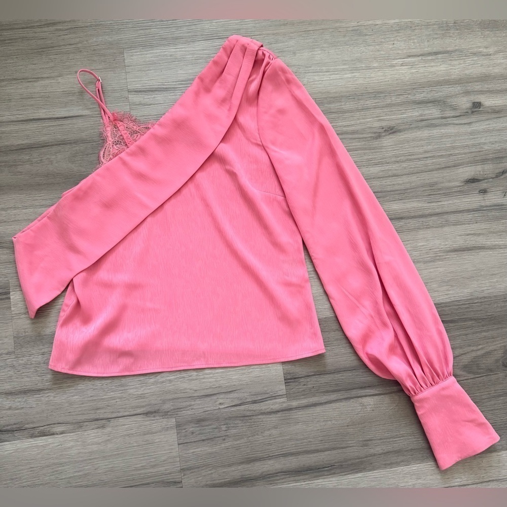 Revolve NBD Bekah Blouse - Picture 7 of 13